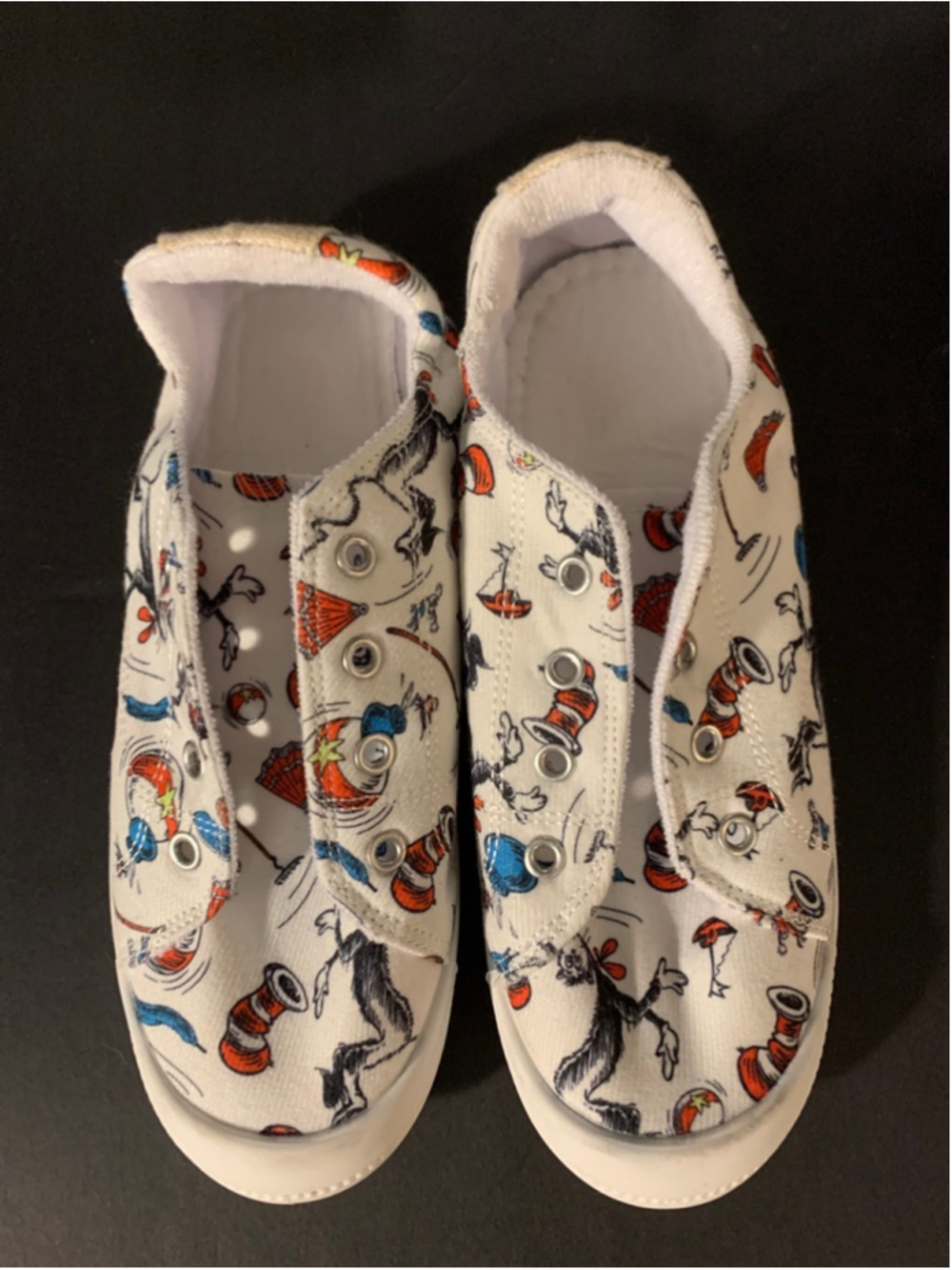 Women's Unbranded Sneakers Size 37 White with Dr. Seuss Print